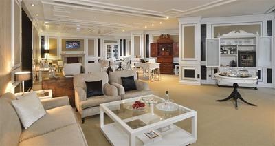 Red Level Lounge