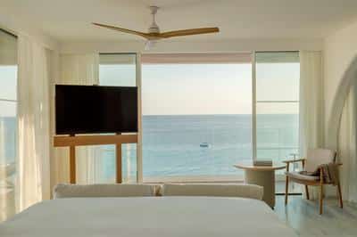 Junior Suite Terrace Tub