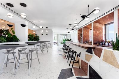 Signature Bar