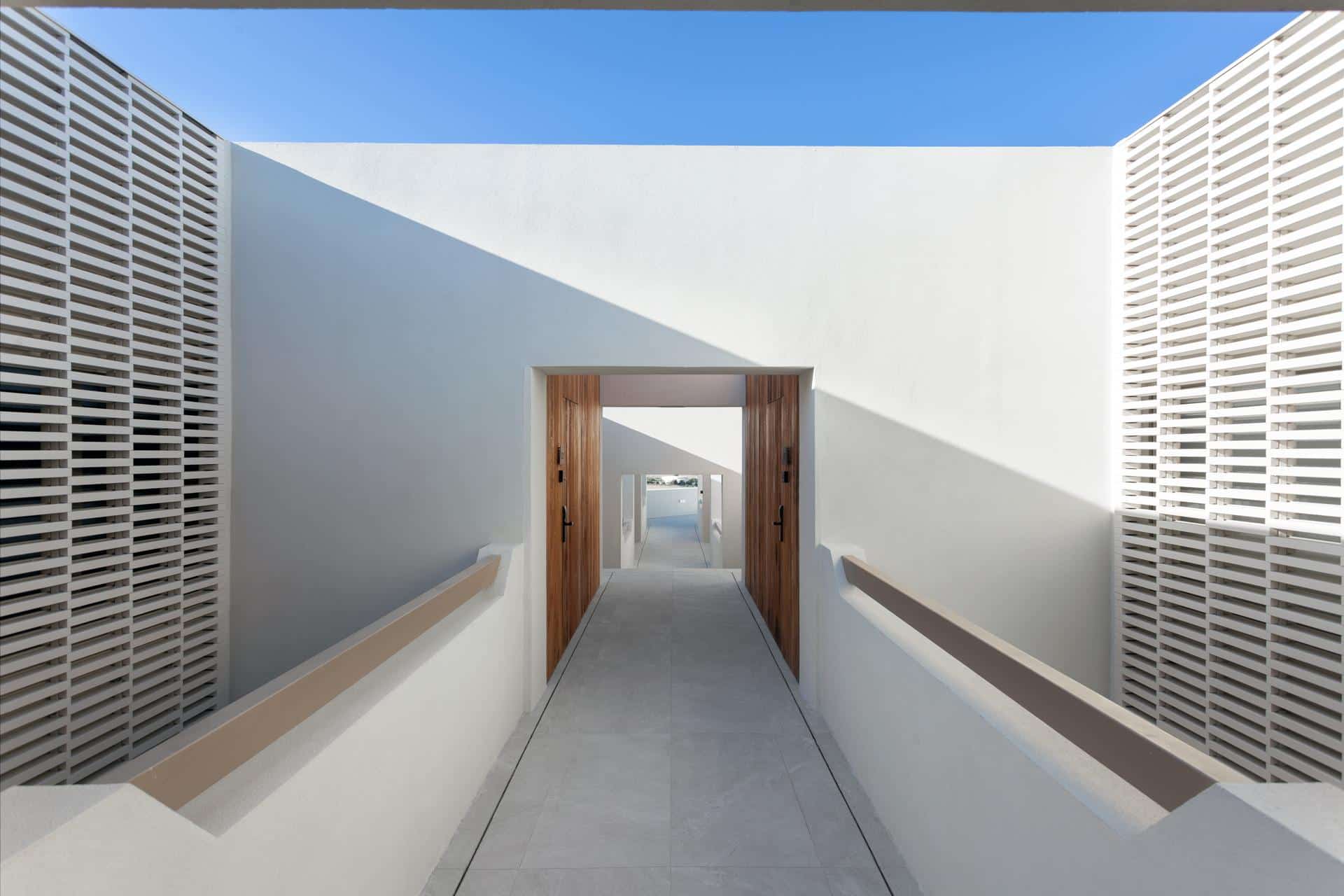NOŪS Santorini