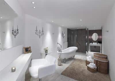 Bridal Suite Bathroom