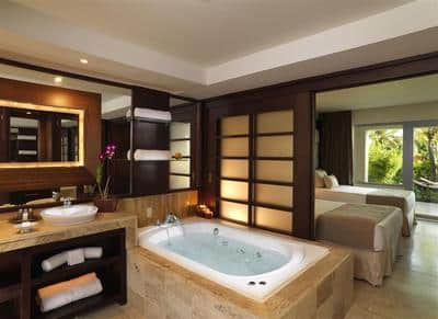 The Reserve One Bedroom Master Suite Garden View