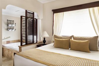 Luxury Junior Suite Bedroom