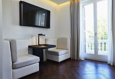 Premiere Room