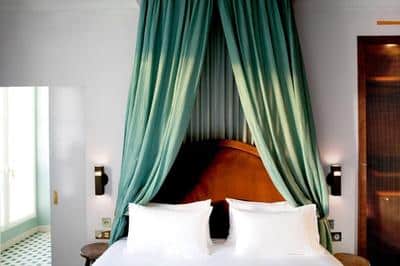 Uzès - Deluxe Room