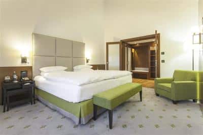 Penthouse Suite