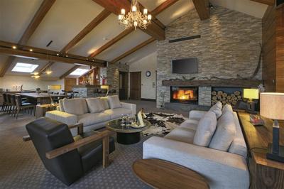 Presidential suite