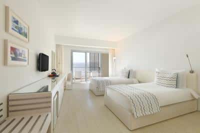Panoramic Club Room