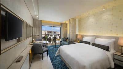 Deluxe Summerland Resort View Room