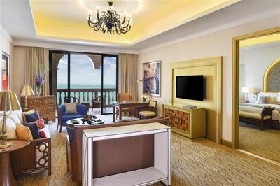 Grand Deluxe Suite