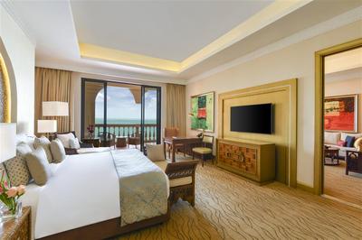 Premium Suite