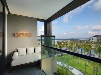 Grand Deluxe Ocean Court Room