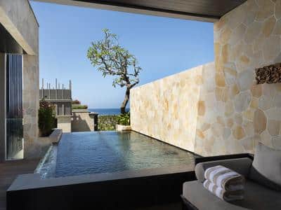 Cliff Private Pool Junior Suite
