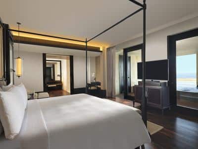 Ocean Front Prestige Suite