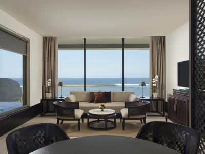 Ocean Front Prestige Suite
