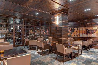 La Caverna Wine Bar