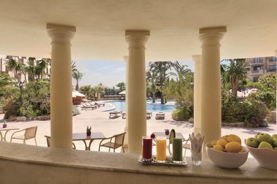Pool Bar