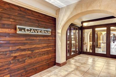 La Caverna Wine Bar