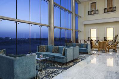 Sky Lounge