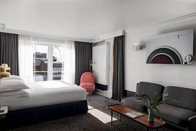Grand London Eye Junior Suite