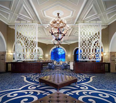 Lakeview Lounge Lobby View