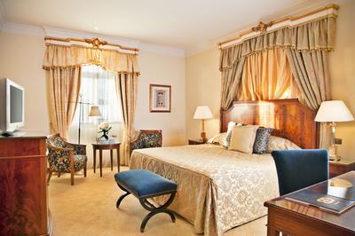 Suite Palacio Deluxe Bedroom