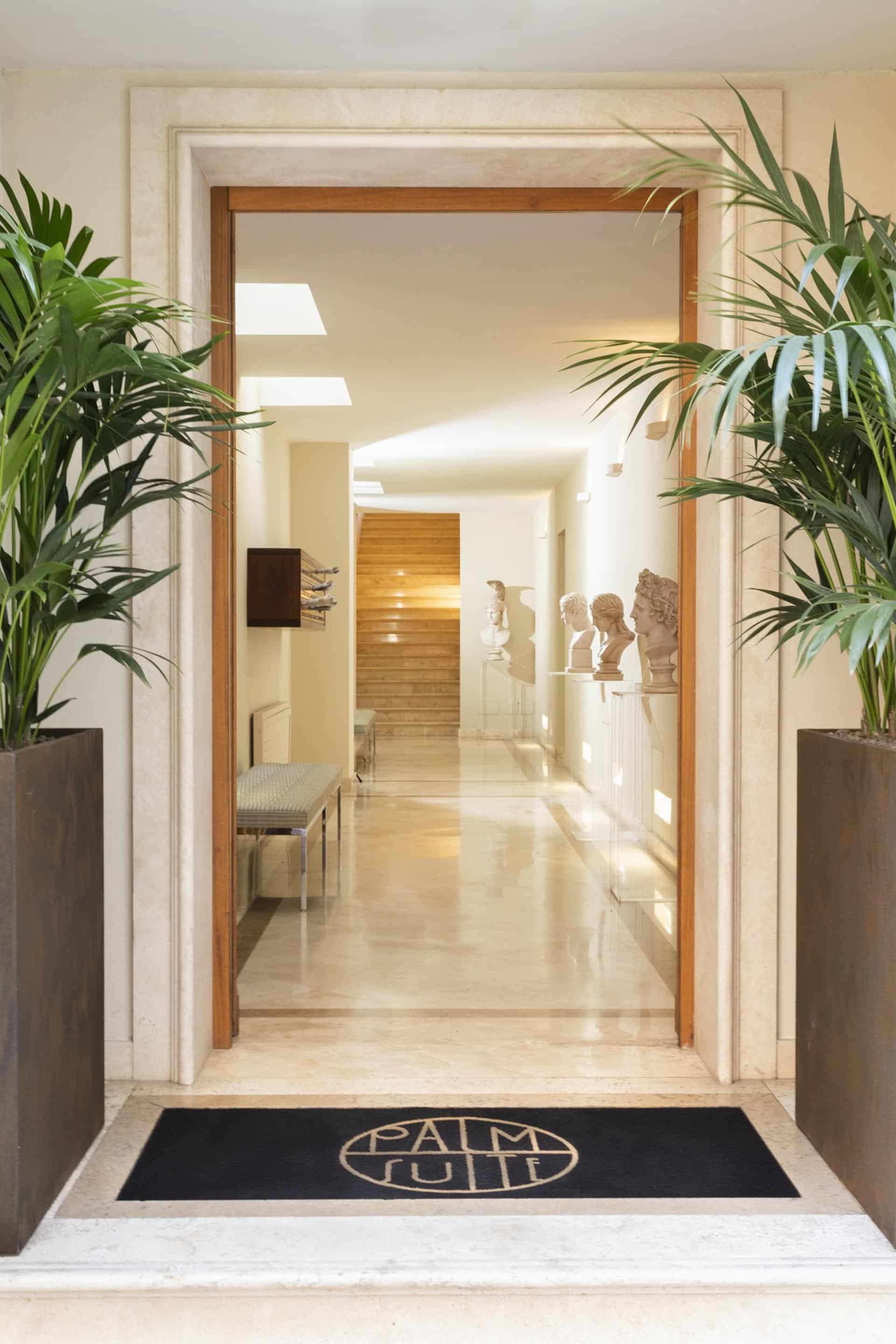 Palm Suite