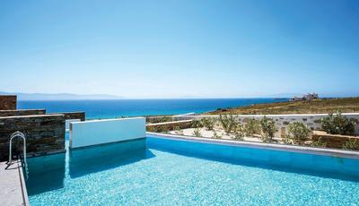 Honeymoon Suite With Private Pool, Sea View & Jacuzzi