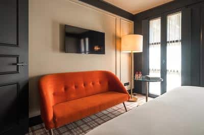 Medium Room