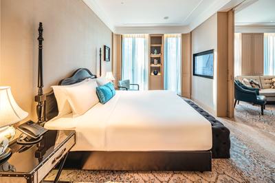 Executive Deluxe Suite