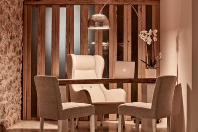 Reception Desk