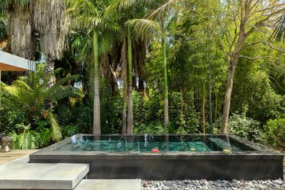 Jacuzzi Family Lodge