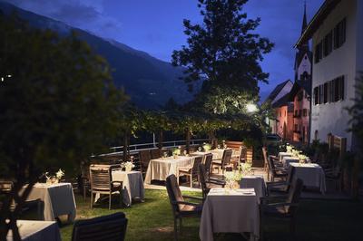 Pergola by Night