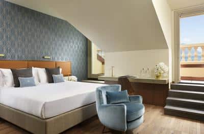 Queen Victoria Suite