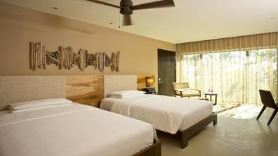 2 Double Beds Forest View