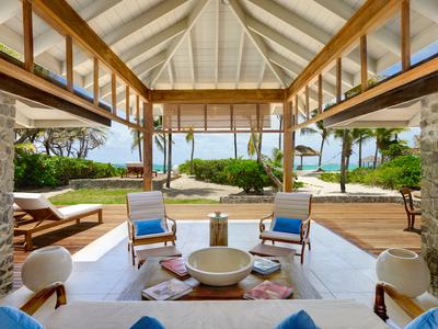 2 Bedroom Beach Cottage Lounge Area
