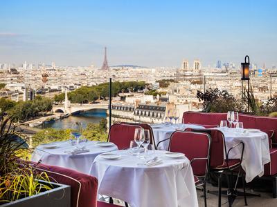 Bonnie Restaurant & Terrace