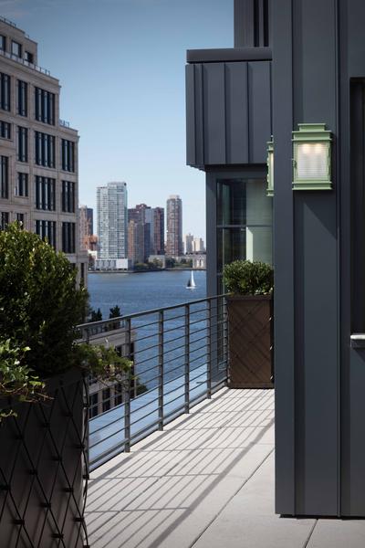 Fouquet's Corner Terrace Suite