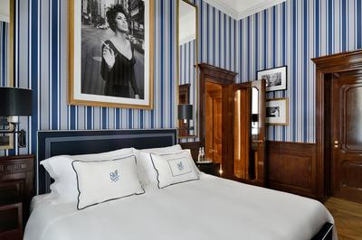 Premier Room