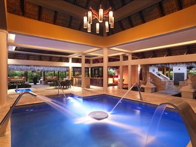 The Reserve Yhi Spa Massage Room