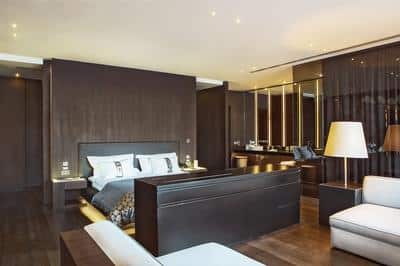 PRESIDENTIAL VILLA BEDROOM