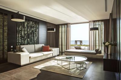 ROYAL BEACH VILLA