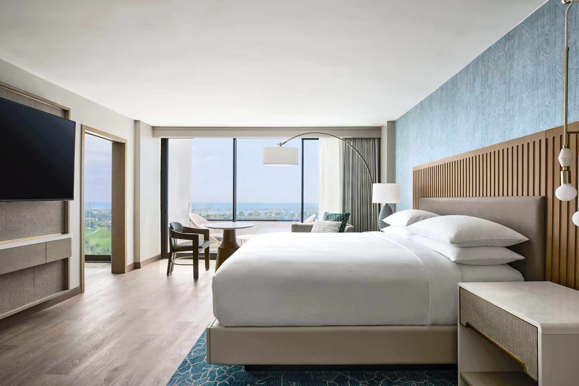 VEA Newport Beach, A Marriott Resort & Spa