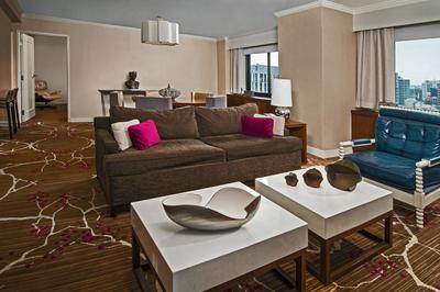 Executive Suite – Dining Area