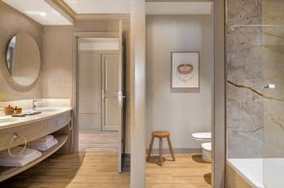 1 Bedroom Suite