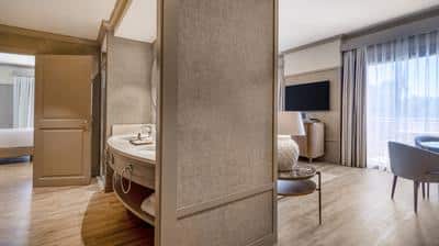 1 Bedroom Suite