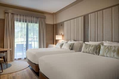 Deluxe Room - 2 Queens