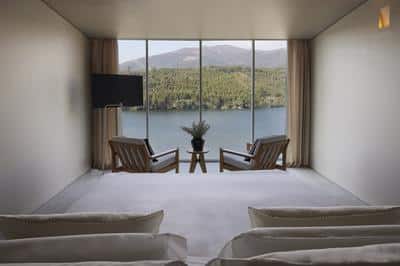 Deluxe River View Room