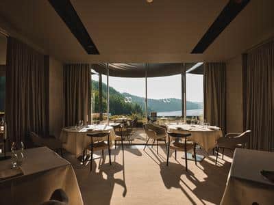 RAIVA Restaurant