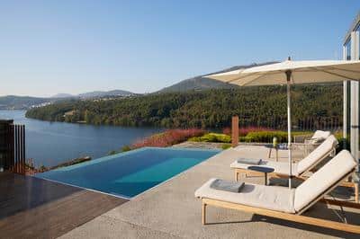 Pool Suite